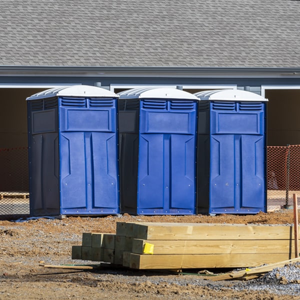 how can i report damages or issues with the portable toilets during my rental period in Convoy OH